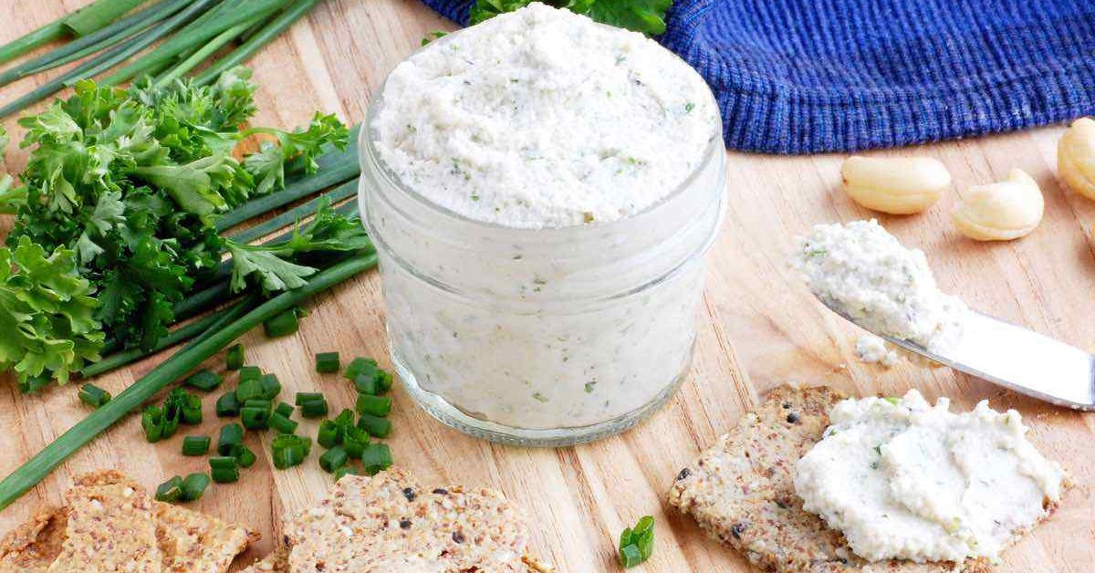 The Best Paleo Dips and Spreads for Snacking