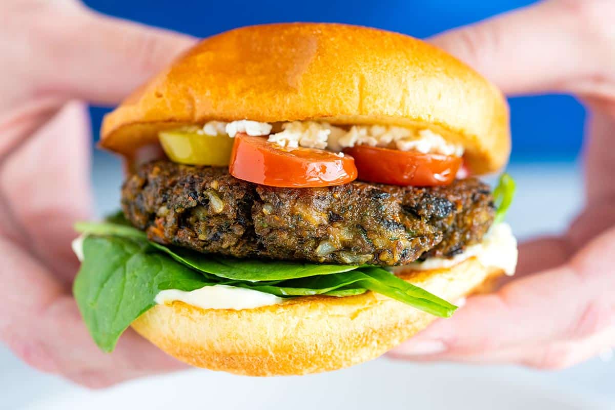 How to Make Raw Vegan Burgers That Actually Satisfy