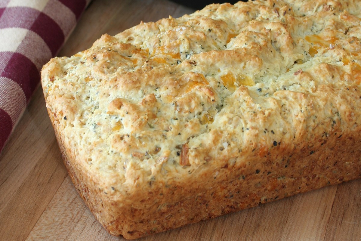 Savory Gluten-Free Herb and Cheese Bread Recipe