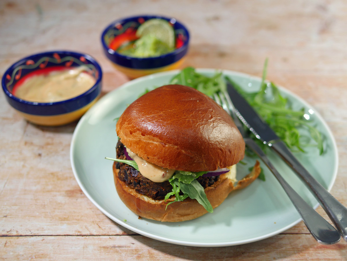 How to Combine Meat and Veggies in Flexitarian Burgers