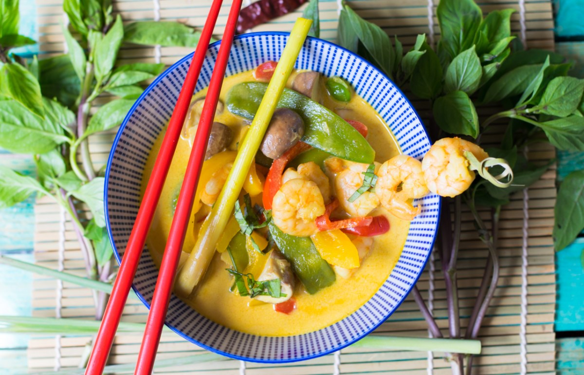 How to Make Low-Carb Thai Dishes at Home