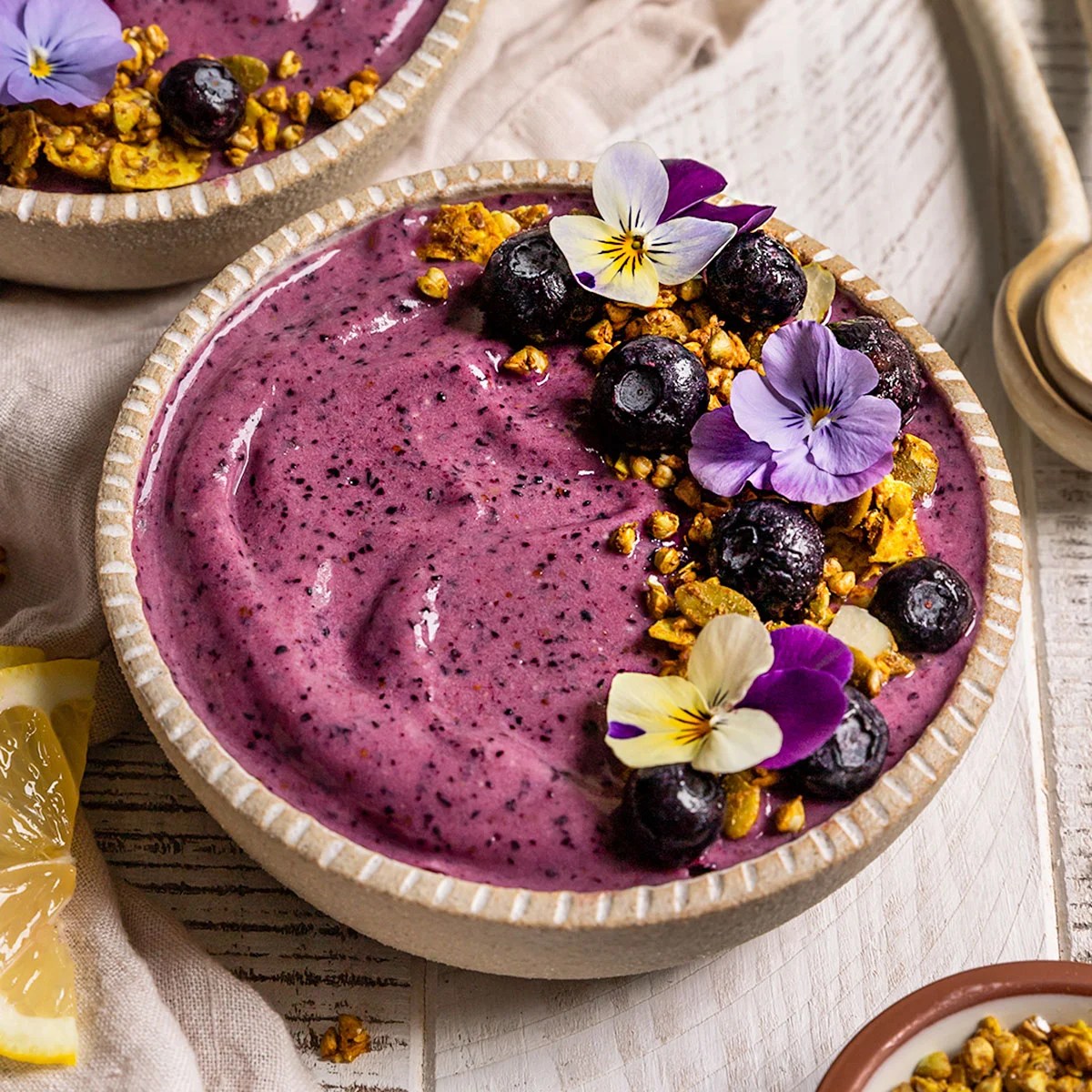 Egg-Free Smoothie Bowls Packed with Nutrients