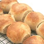 How to Make Fluffy Banting-Friendly Bread Rolls