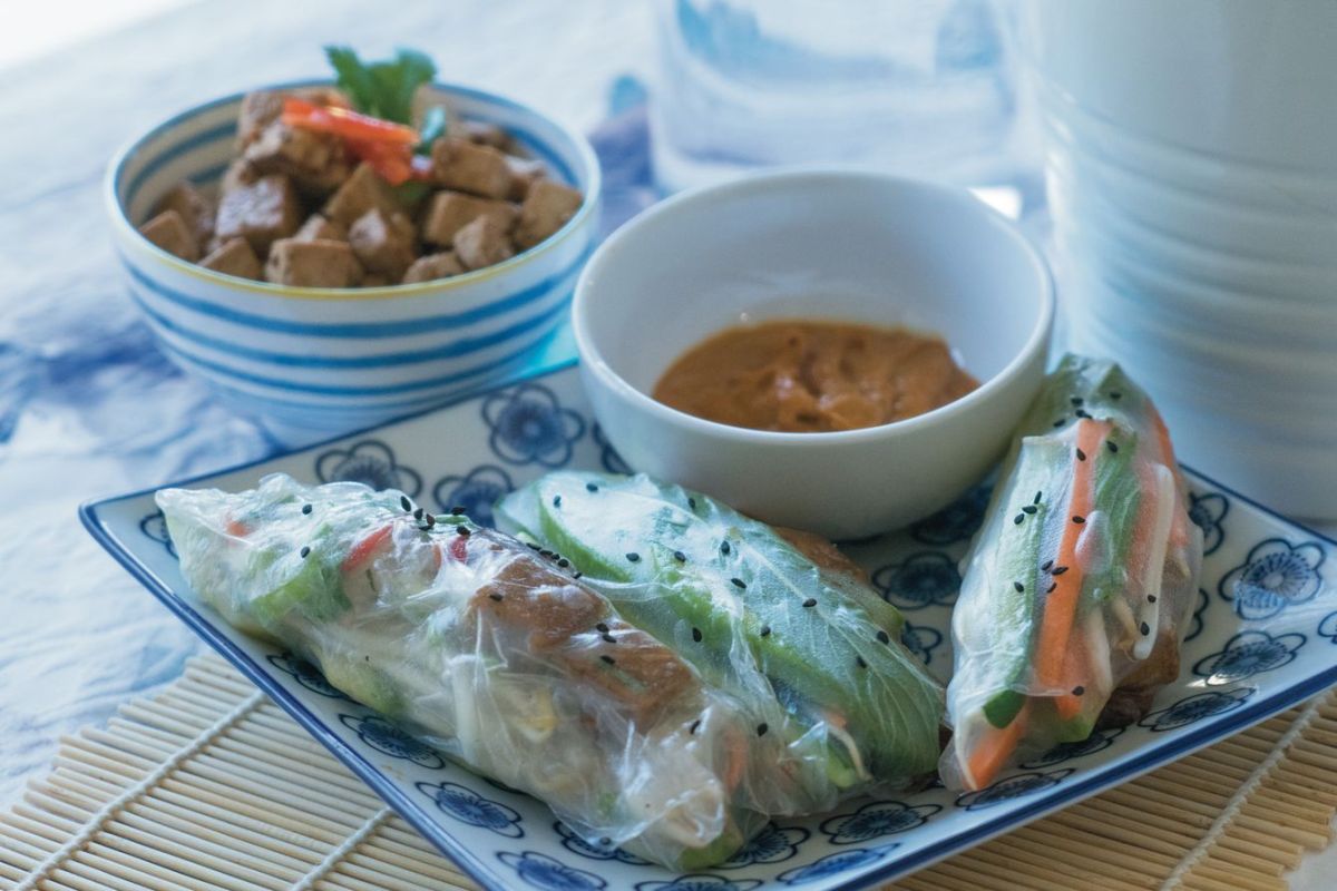 Sweet and Savory Raw Vegan Rice Paper Rolls